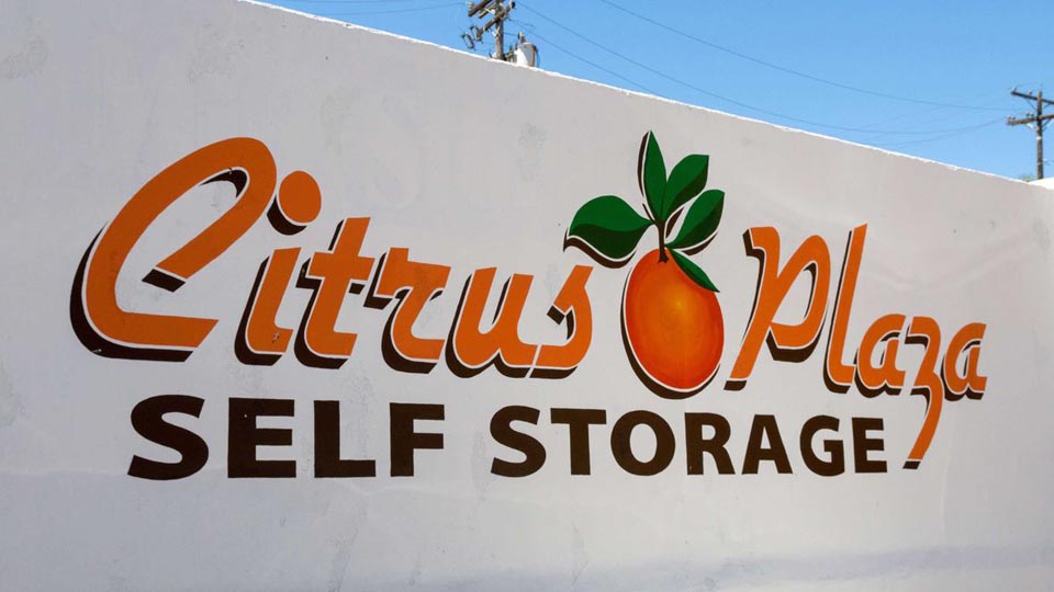 Exterior signage for Citrus Plaza Self Storage